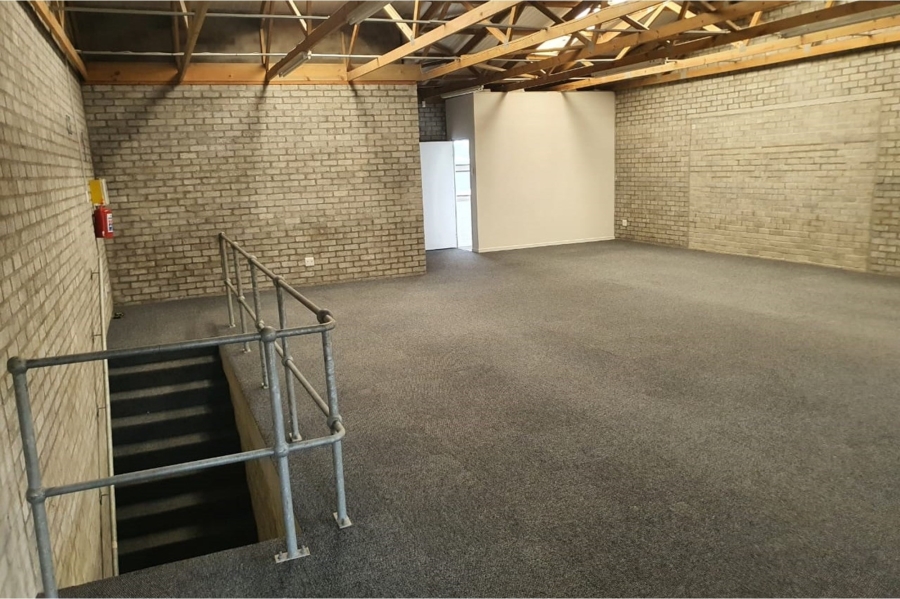 To Let commercial Property for Rent in Newton Park Eastern Cape